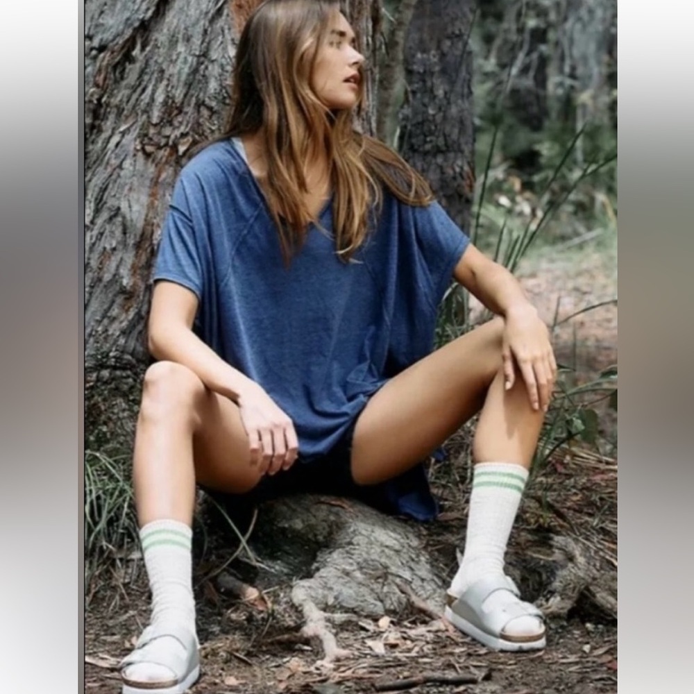 Free People-Free People Movement City Vibes Tee in Blue, Size XS. Runs Large.